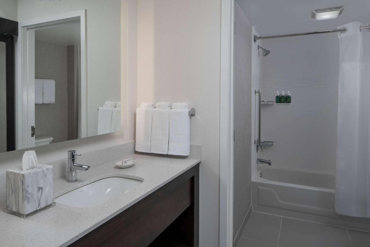 Sonesta Es Suites Fairfax Fair Lakes Bagian luar foto